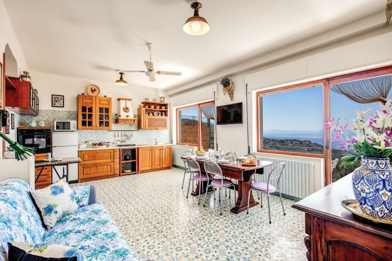 Geca'S House - Panoramic Sea View Studio Massa Lubrense Εξωτερικό φωτογραφία